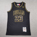 Michael Jordan #23 Chicago Bulls Mitchell & Ness Hardwood Classics Jersey – Black/Gold