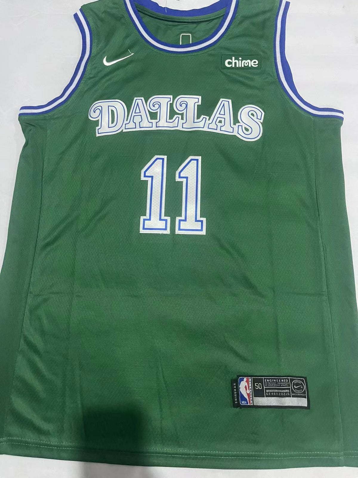 Kyrie Irving #11 Dallas Mavericks Classic Edition Swingman Jersey – Green