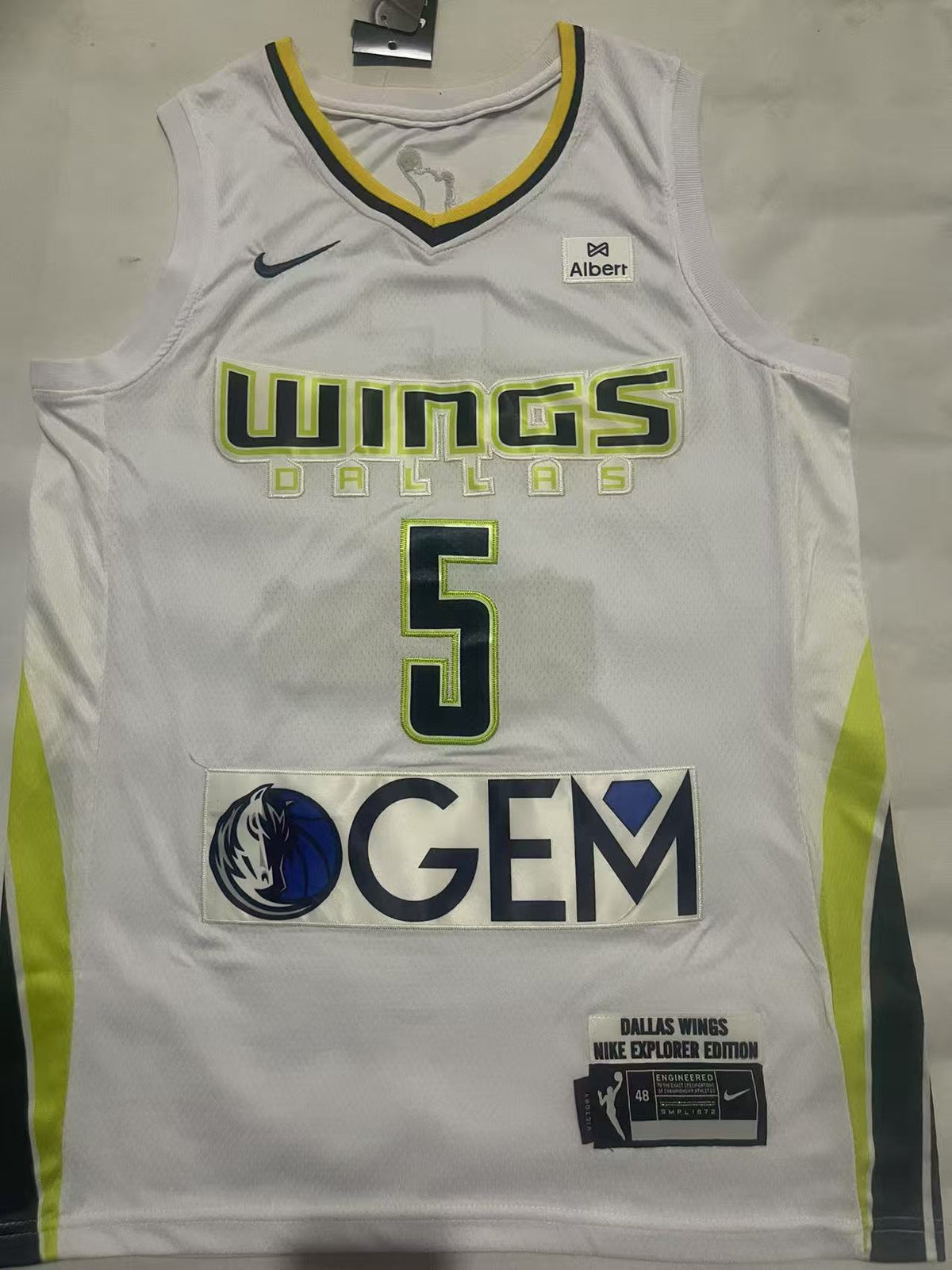 Paige Bueckers #5 Dallas Wings Nike Explorer Edition Swingman Jersey – White